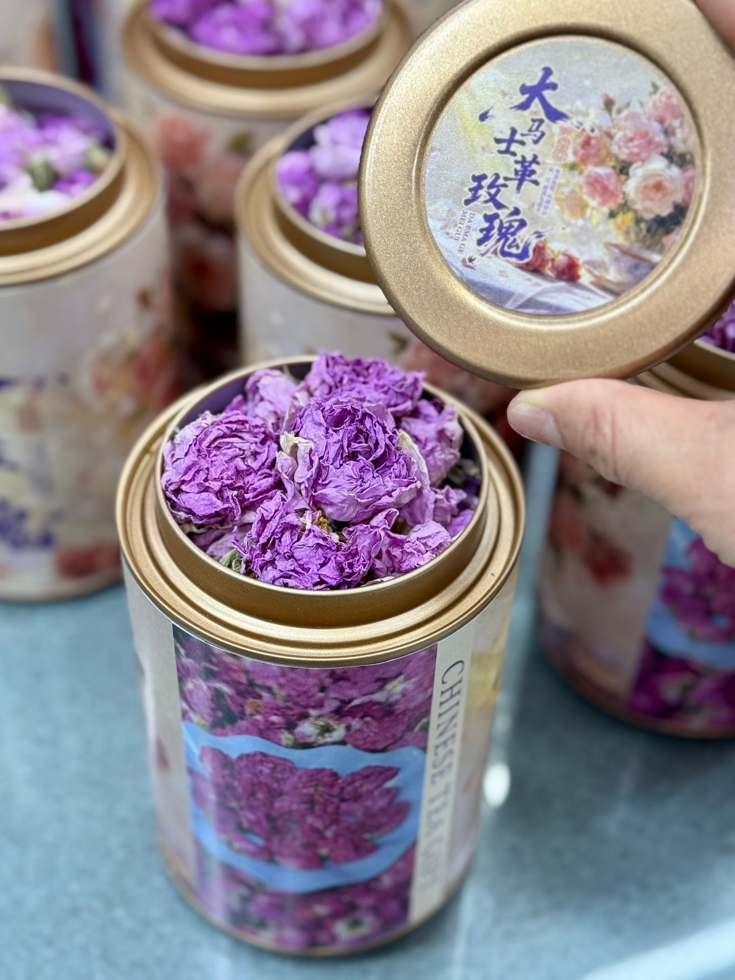 Damascus rose buds, whole flower, first harvest. One bud brews one full cup. Rich natural fragrance, soft pink liquor, gently sweet. 50g per jar.
