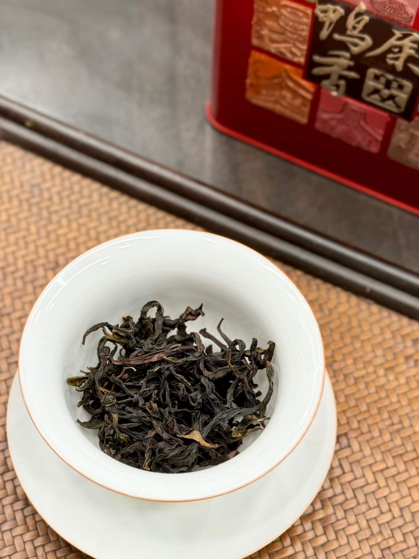Duck Shit Aroma Phoenix Dan Cong, 2026 spring oolong. Orchid fragrance, mineral finish, immediate sweetness. Chaozhou origin. One of the most distinctive teas there is.