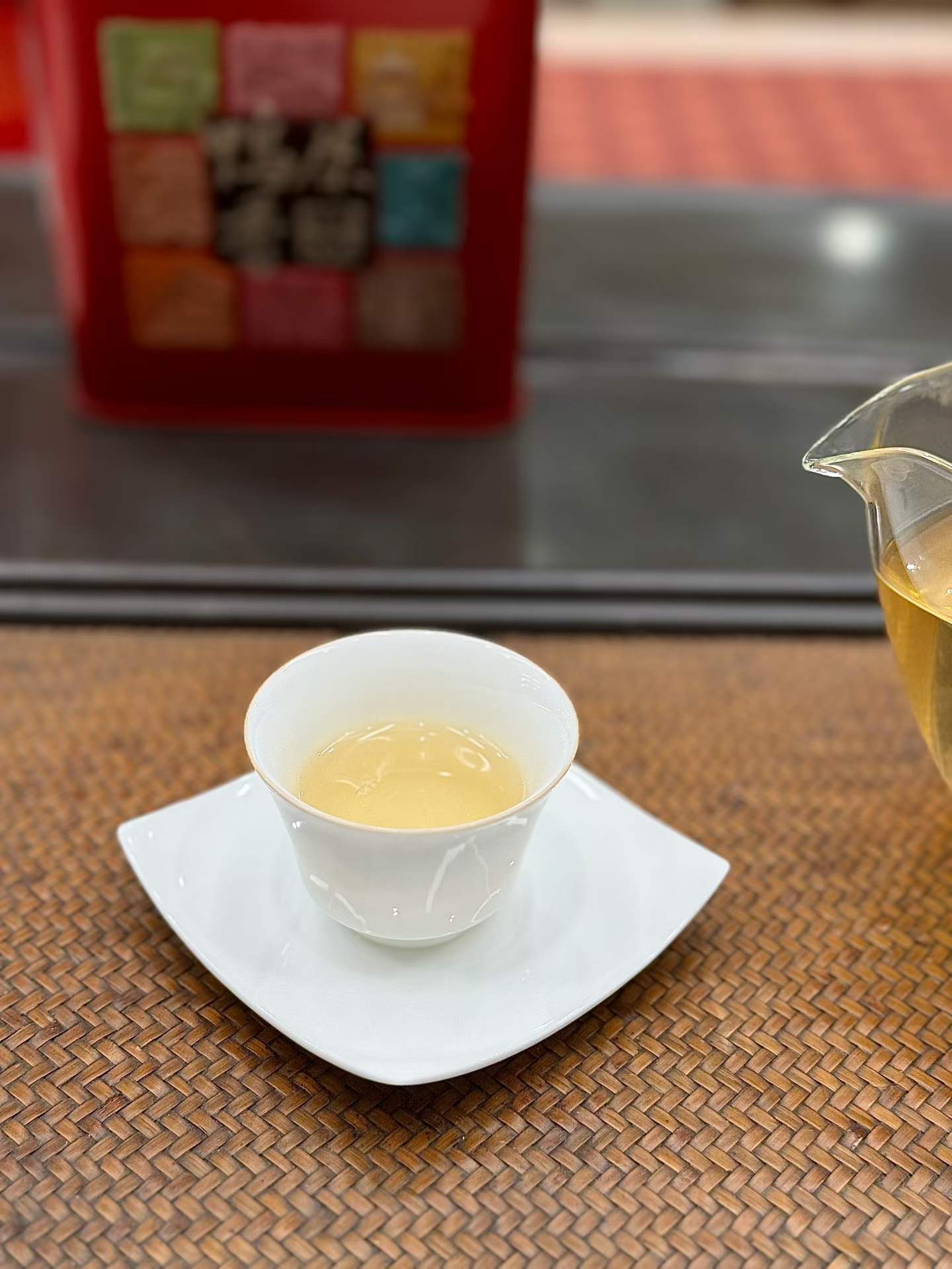Duck Shit Aroma Phoenix Dan Cong, 2026 spring oolong. Orchid fragrance, mineral finish, immediate sweetness. Chaozhou origin. One of the most distinctive teas there is.