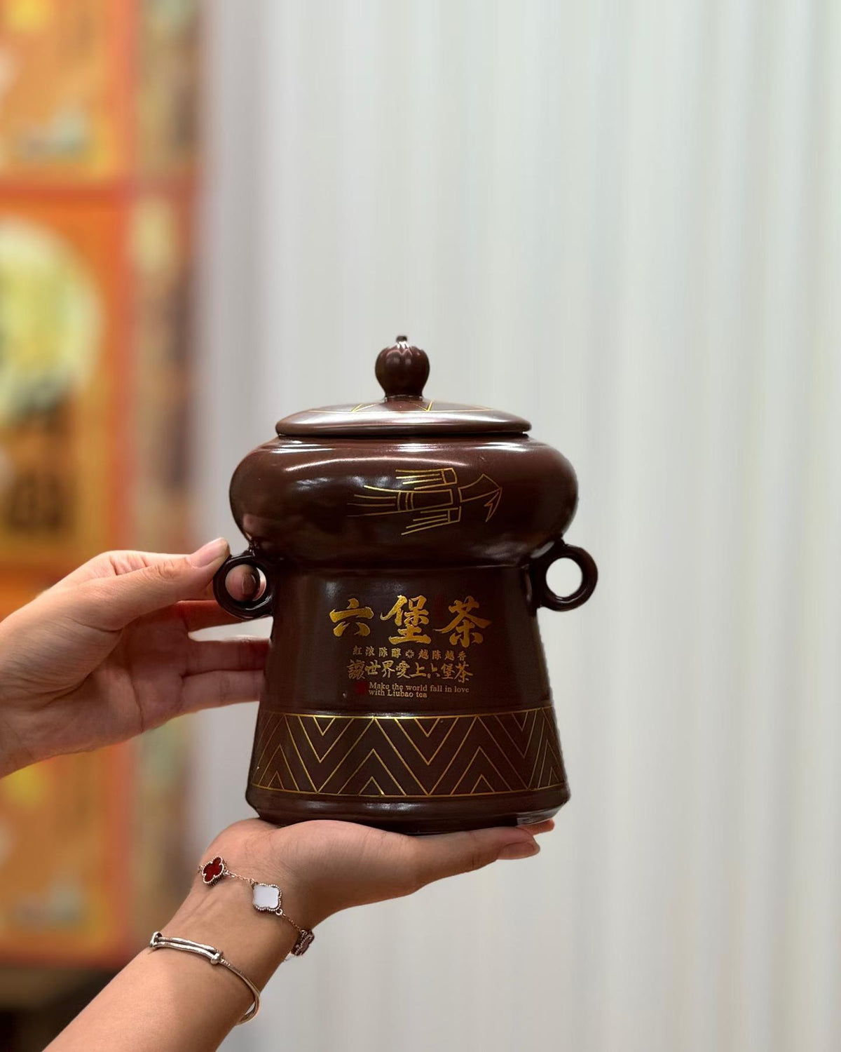 Guangxi Liu Bao Dark Tea Gift Box | Aged Heritage Tea in Ceramic Jars, 500g