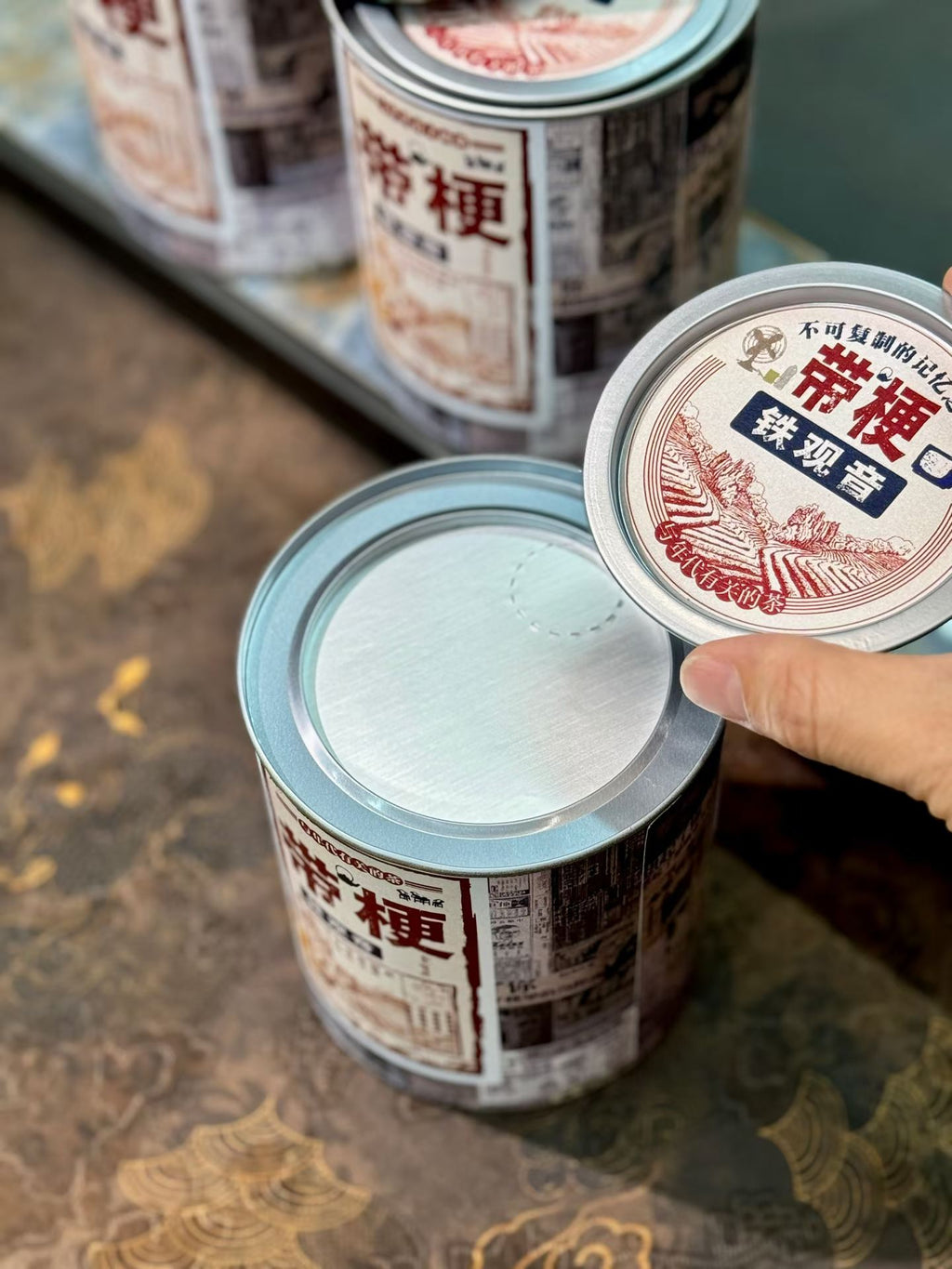 Stem-on Tieguanyin, traditional Anxi old-style oolong. Orchid fragrance, roasted warmth, naturally sweet. A taste of how Tieguanyin was made before everything changed.