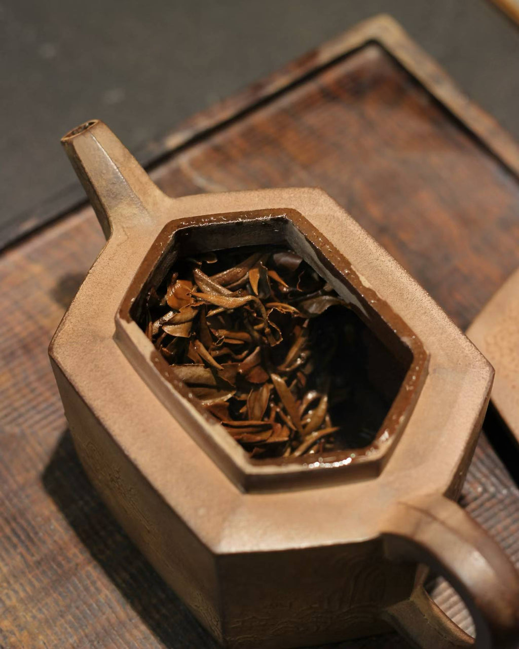 Wuyi Mei Zhan Jin Jun Mei · Black Tea Gift Set, Floral & Fruity